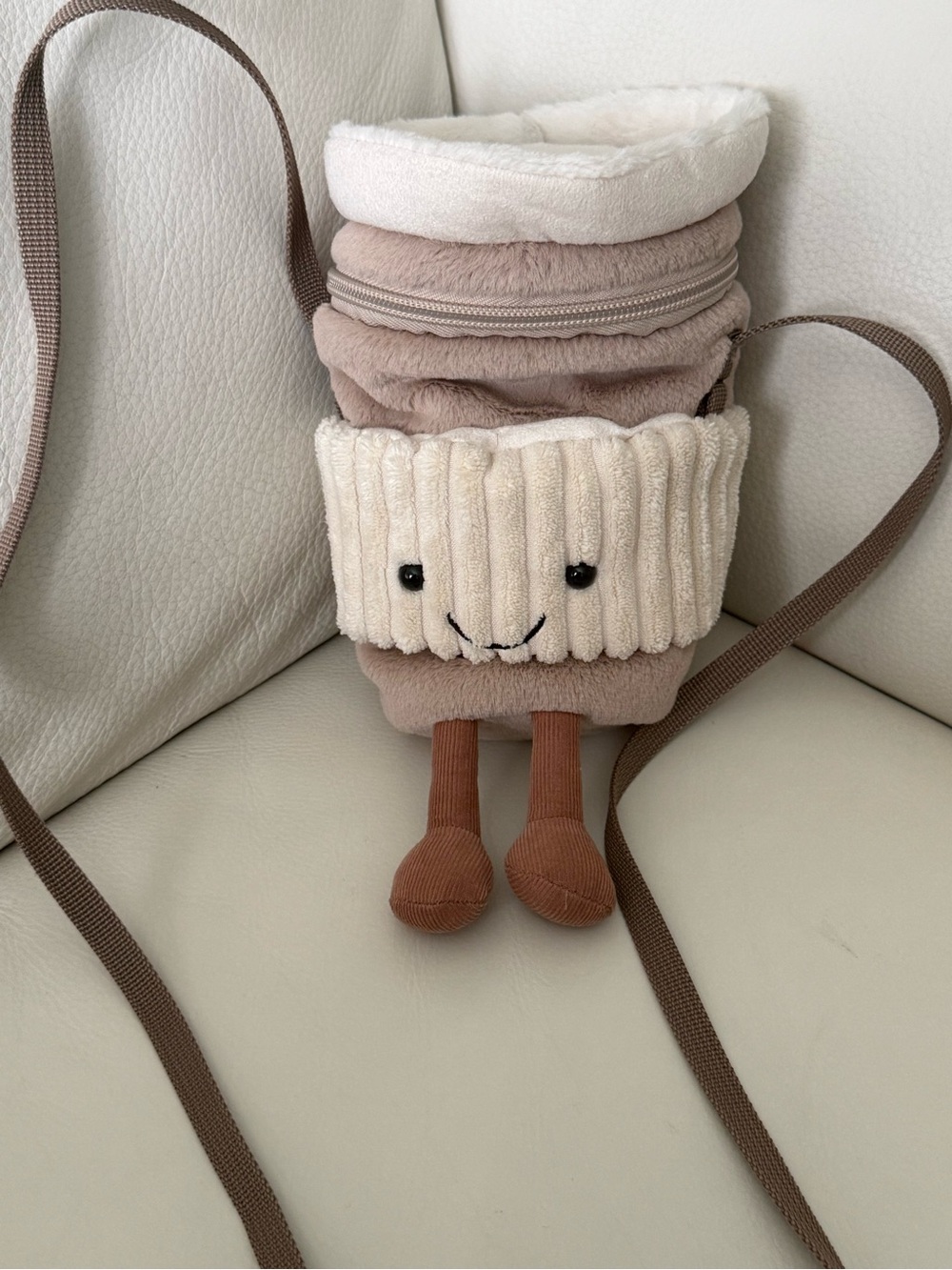 Jellycat Amuseables Coffee-To-Go Bag